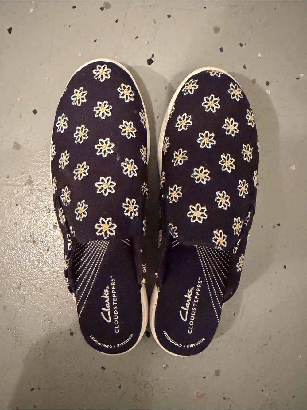 Clarks Women’s Navy Daisy Slip-On Sneakers